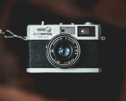  Olympus OM-D E-M10 Mark IV 